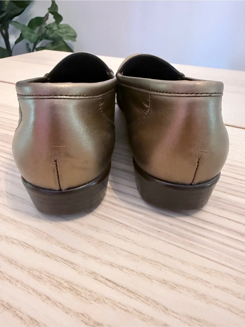 SAS Metro Loafers Women’s 10 Slim Bronze Metallic Leather Horsebit USA